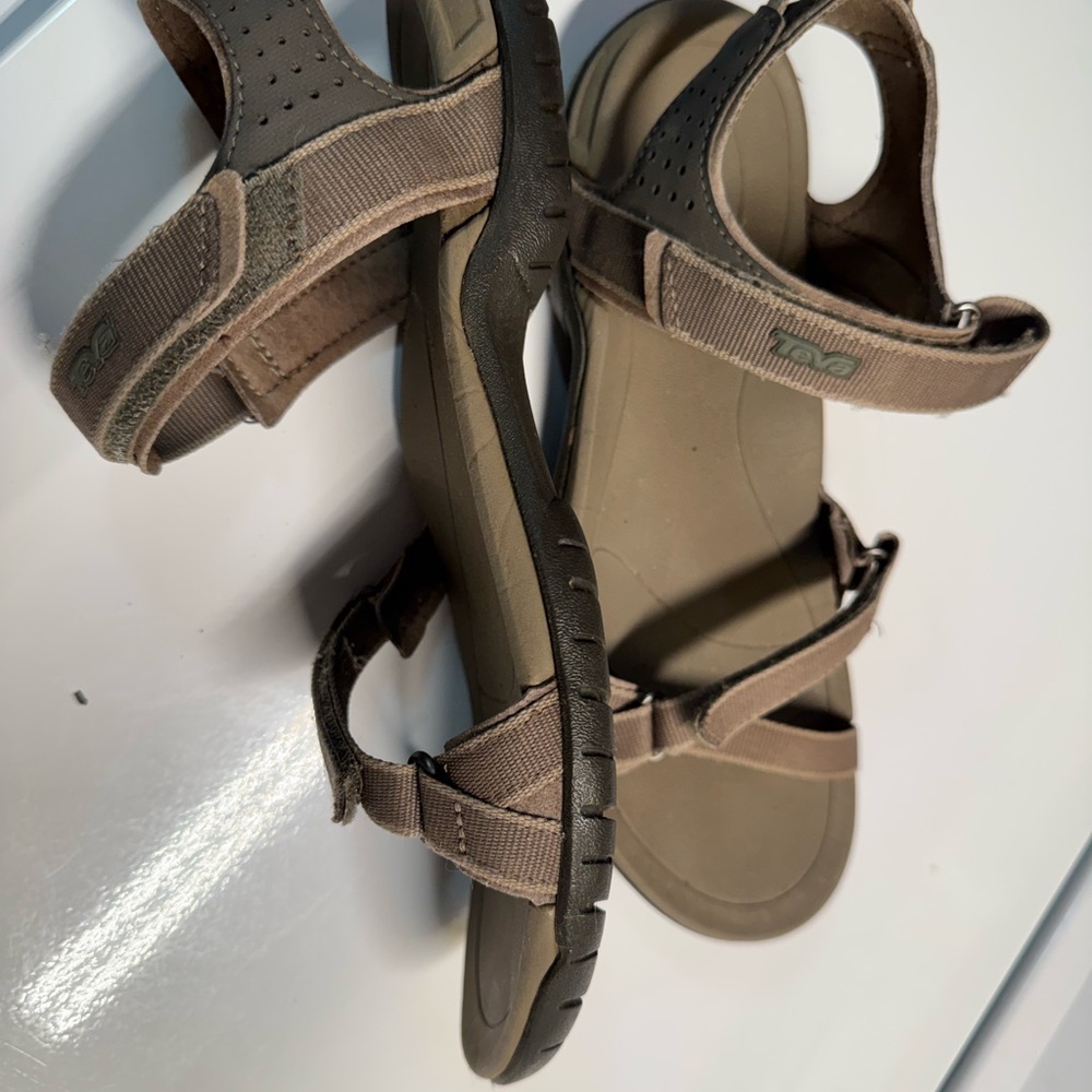 Teva Women's Gray Verra Sandals - Picture 4 of 7